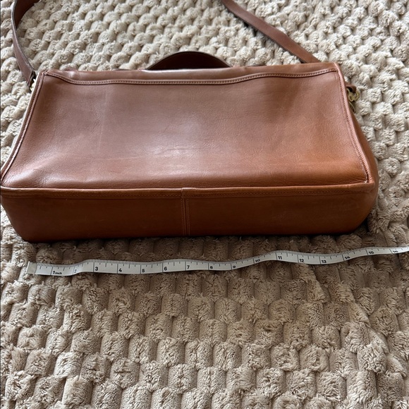 Coach Tan Leather Shoulder Bag - Picture 6 of 10